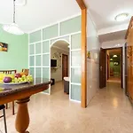 Spacious 3Br 5 Min Walk To Las Canteras - Parking