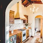 La Casita De Papel