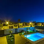 Villa Illusion By Golf Club