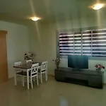 La Flora Apartment