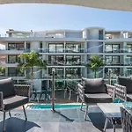 The Waves, Luxurious 5*, Wifi, Olympic Pool