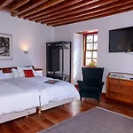 Platanera Suites