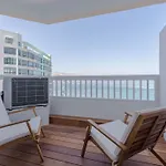 Luxury In Frontbeach