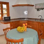 Live Gueimar House
