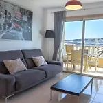 La Perla Beach Apt With Pool