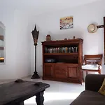 Casa Amarilla Borbalan