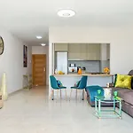 Esmeralda. Lovely And New Apartment Right By The Ocean!