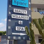 Marina Palace Paraiso