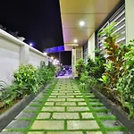 Capital O 36682 Hotel Keshav