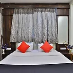 Capital O 36682 Hotel Keshav