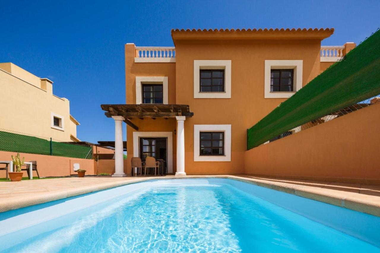 Ftv Holidays Homes בית נופש *