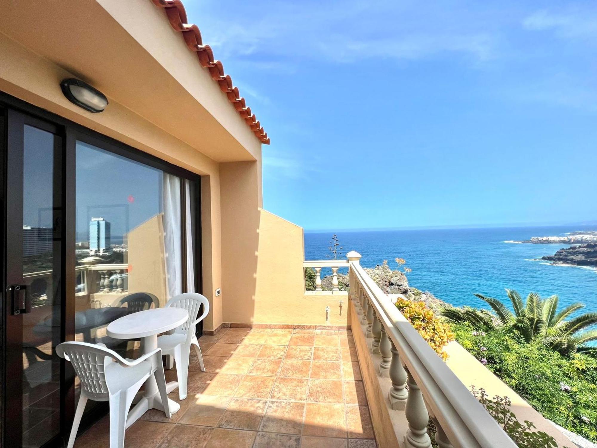 Disfruta De Vistas Al Mar En Apartamento Con Piscina *
