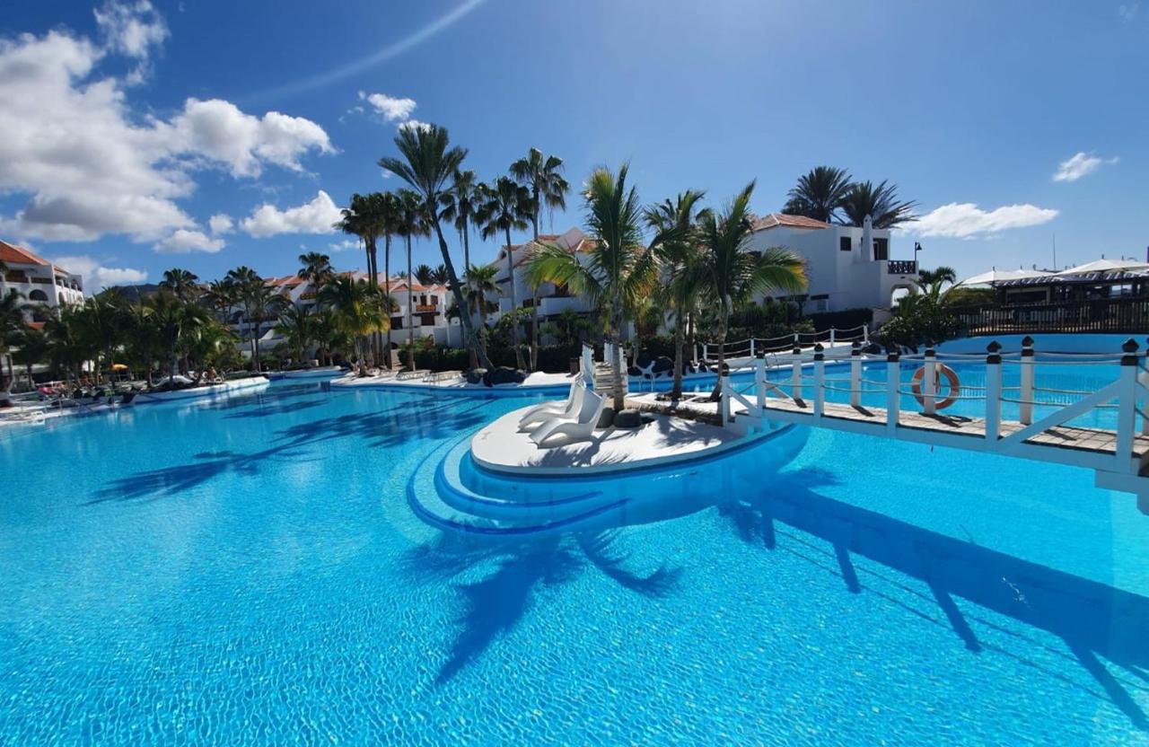 Duplex No 6 Directly At The Sea And Beach, Heated Pool, Wifi, Terrace *