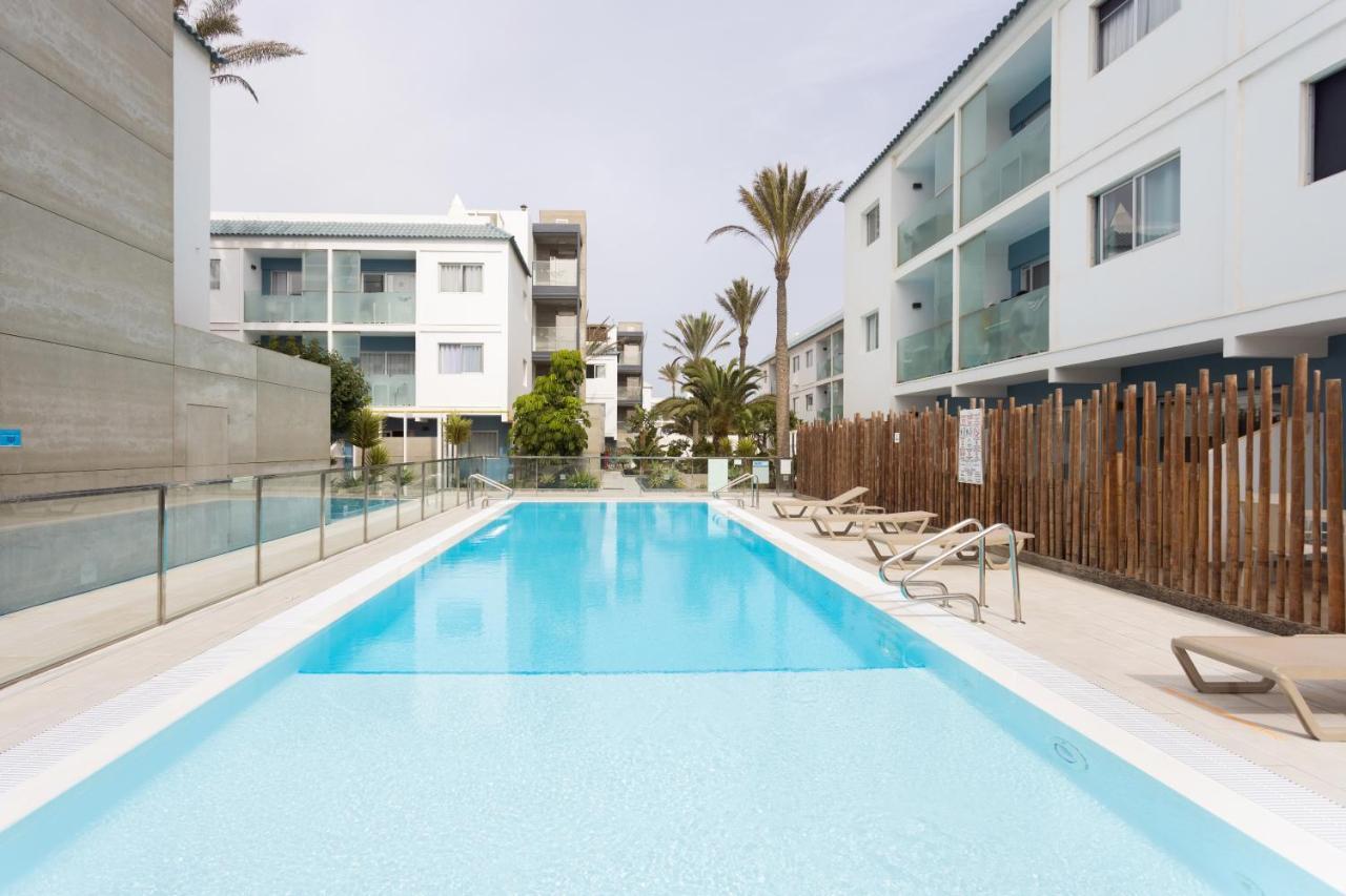 Home2book Hola Jag Pool Center *