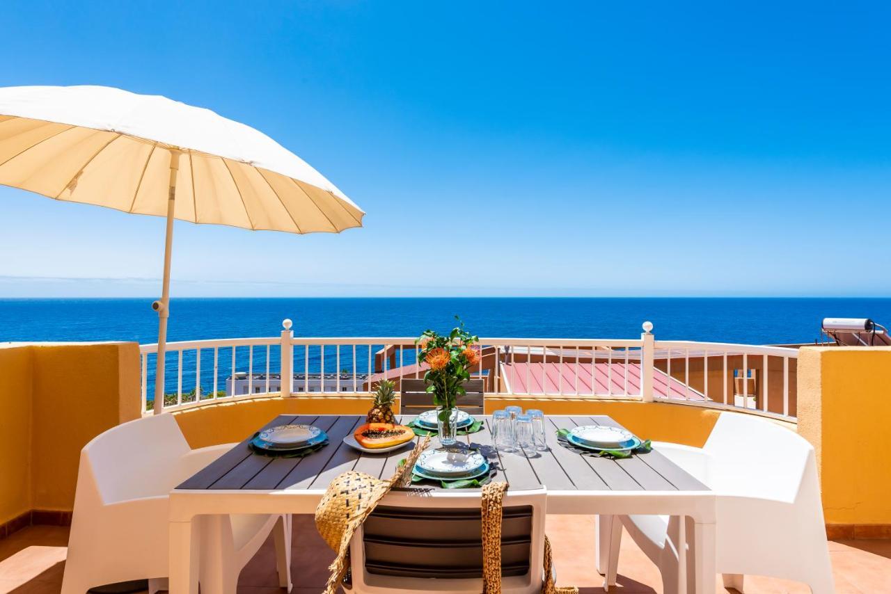 Beachfront Triplex With Swimming Pool & Parking Appartamento *
