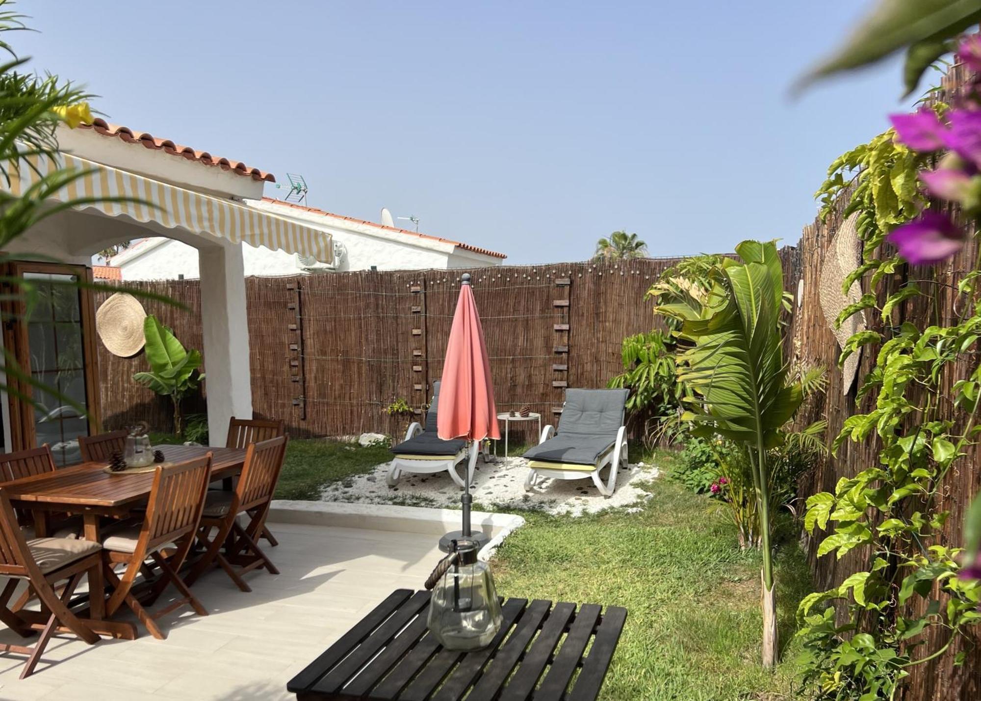 Apartment Buzzstays: 1-bed Bungalow, Garden, Near Yumbo &